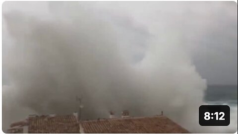 Spain is shocked! ⚠️ Like tsunami, violent storm with huge waves hit Tenerife!