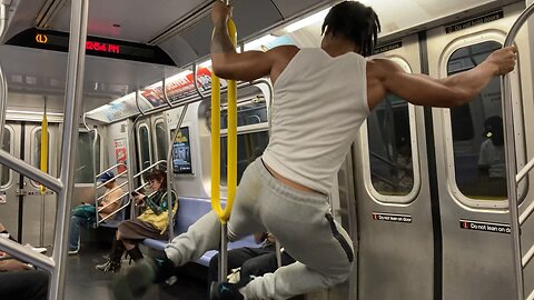 NYC Subways: L Train Showtime