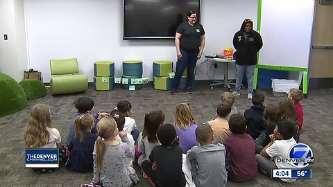 Arapahoe Co. dispatchers teach 1st graders about 911