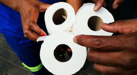 SOUTH AFRICA - Durban - Municipality's toilet rolls confiscated (Videos) (upN)