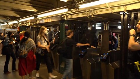 Mass Arrests inside USQ Subway as Protesters Jump Turnstile in Protest of Police Shooting