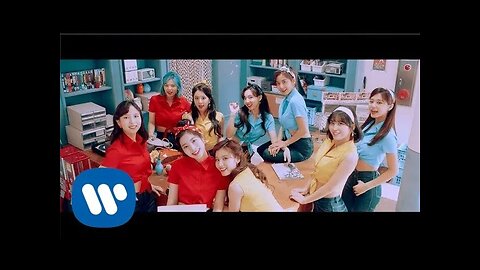 TWICE「I WANT YOU BACK」Music Video