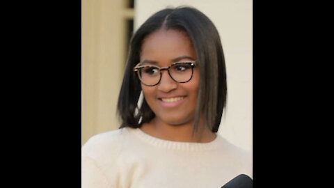 Sasha Obama is tweaking now