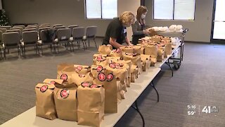 Kindness Kitchen in Olathe seeks more volunteers