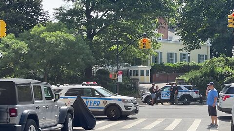 Two Dead In Murder-Suicide Near New York City Mayor's Mansion