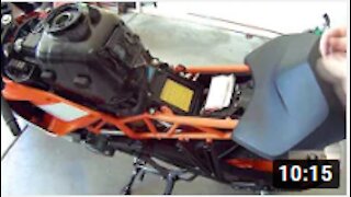 KTM RC390 Tutorial: How To Open Your Stock Airbox For Free!