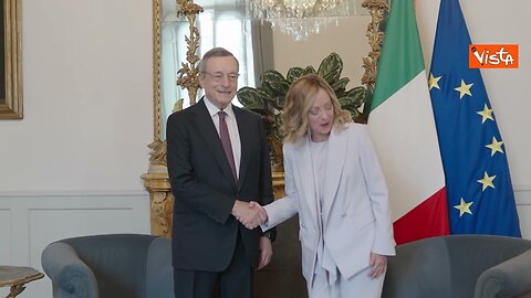 NOTIZIE DA MERDALIA💩Mario Draghi ricevuto da Lady Aspen Merdoni detta Giorgia a Palazzo Chigi. La premier nei giorni scorsi lo aveva invitato per confrontarsi sul report di Draghi sul futuro della competitività europea.