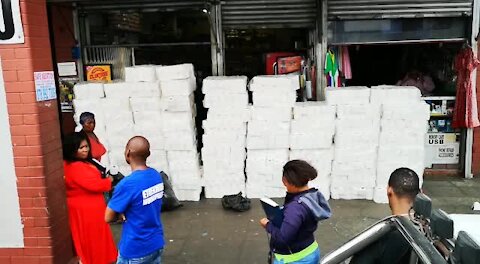 SOUTH AFRICA - Durban - Municipality's toilet rolls confiscated (Videos) (qLN)