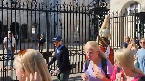 MAKE WAY (WOHH) SHE JUMPS #horseguardsparade