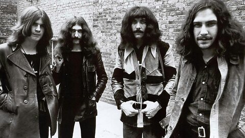 WAR PIGS 🐖 ~ Black Sabbath ( Live From THE END Tour )