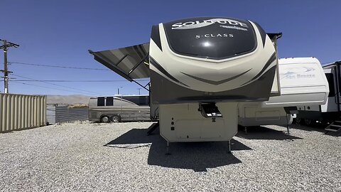 Grand Design RV Solitude 3350RLS