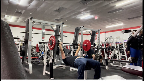 Bench Presses 72.5KG/159LBS for 10 Reps