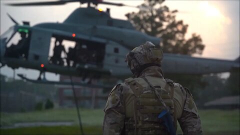 Violence From The Sky - Marine Raiders Certify in Helicopter Insert Extraction Techniques