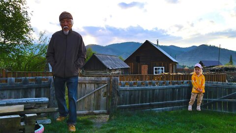 Remote village of Altay. Life in Russia Today. Altay. Shaman