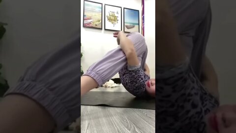 Cute Chinese Girl Learned How To Play The drums On Her Ass