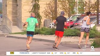 Group of runners hold their own races in place of virtual Flying Pig