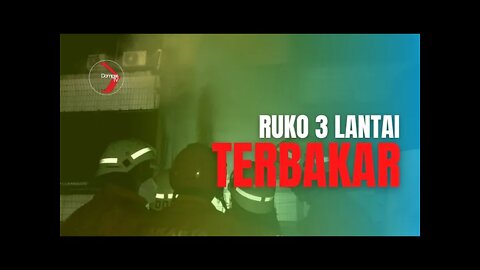 RUKO 3 LANTAI DI PADEMANGAN TERBAKAR