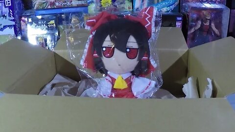 Touhou Gift fumo Reimu V 1.5 made to order unboxing and V 1 comparison