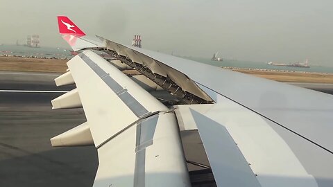 Qantas A330-300 Landing into Dusty Hong Kong