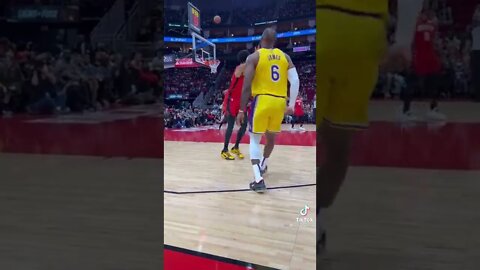 WHAT VIEW OF LEBRON JAMES VS. ROCKETS - NBA