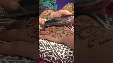 Jalayla’s Henna Artwork 🥰 #vlogtober2023 Day 8!