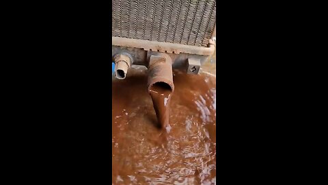 Car’s water tank cleaning method