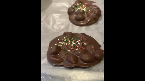 Holiday Chocolate Candy Clusters