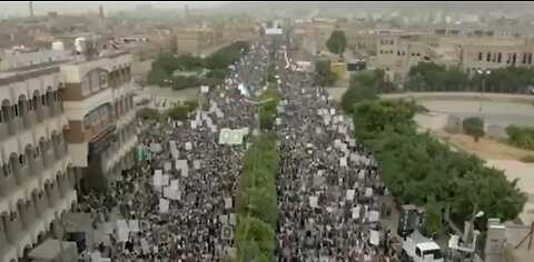 Nearly a million March in Yemen in protest of the burning of the Quran in Denmark 🇩🇰🇾🇪