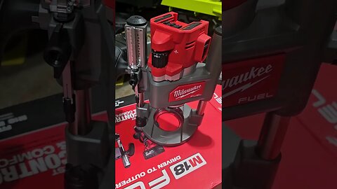 New Milwaukee Plunge Router #milwaukeetool #shorts