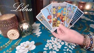 Libra 🔮 THIS BOLD MOVE Will Surprise Them All Libra! August 1st - 8th Tarot Reading