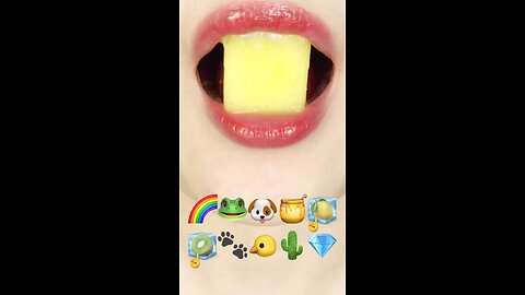 asmr ice eating sounds #asmr #asmrsounds #satisfying #satisfying video