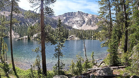 Idaho: Backpacking in the Sawtooths