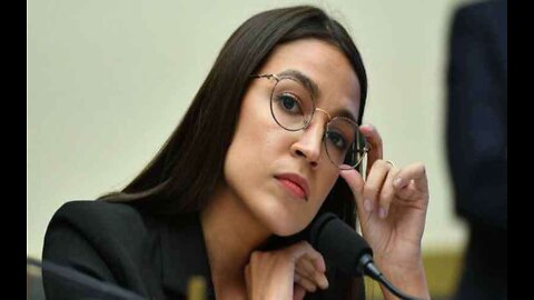 Letter Reveals AOC, Other Progressives Urged MTA Not to Hire New Cops In