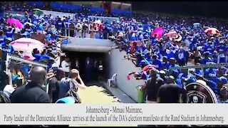 SOUTH AFRICA - Johannesburg - Mmusi Maimane arrives DA Manifesto launch (Video) (j8Y)