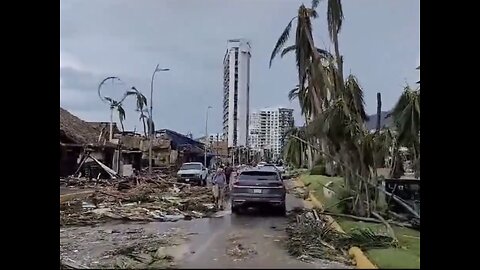 CATEGORY 5 HURRICANE OTIS🇲🇽🌬️⛈️🏚️ 🏖️HITS ACAPULCO HARD IN MEXICO🌪️🛖💦💫