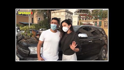 Gauahar Khan & Zaid Darbar Snapped At Their Residence