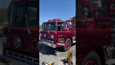 Rotating lights fixed in our firetruck