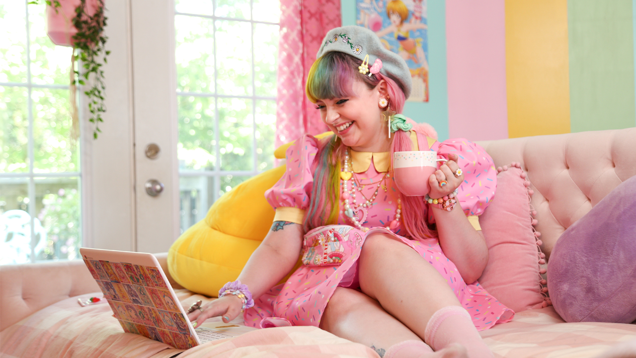 Kawaii Princess Lives In A Rainbow House | HOOKED ON THE LOOK