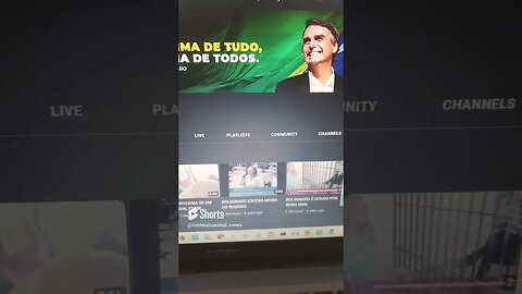 Presidente Jair Bolsonaro pelo amor de Deus não volte ao Brasil ou será preso ou coisa pior tá ok