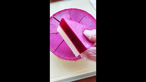 DRAGON FRUITS PUDDING CAKE