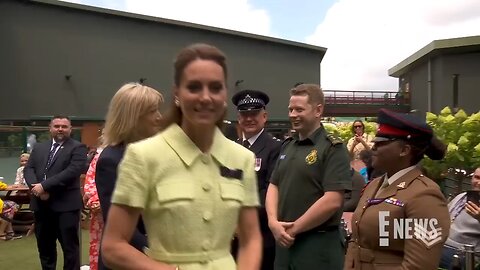 Kate Middleton Seemingly SPOTTED on Market Outing with Prince William | E! News