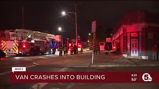 Van crashes into building near Pearl and Gifford roads