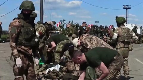 🇺🇦🏳️ Footage of the last group of surrendered AZOV leaving Azovstal