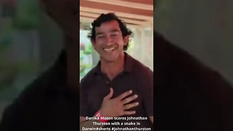 Danika Mason scares Johnathan Thurston with a snake in Darwin #shorts #star #scares