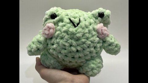 How to crochet a cute frog 🐸