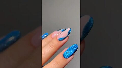 Women summer nails