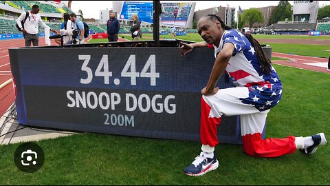 "Snoop Dogg's Epic 200m Dash at 52!"