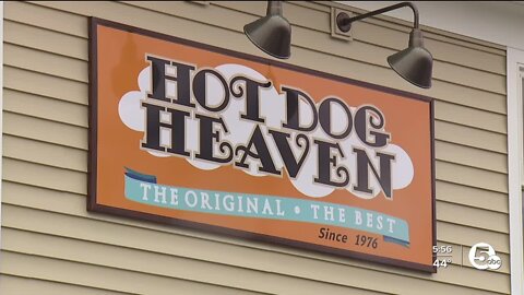 Hot Dog Heaven in Amherst back open 19 months after fire