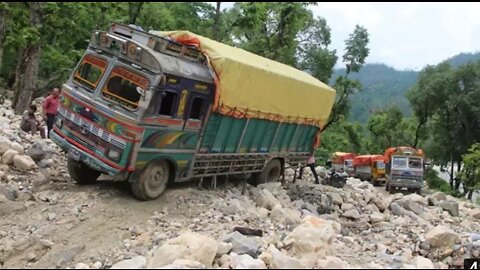 Most Dangerous Road In Nepal