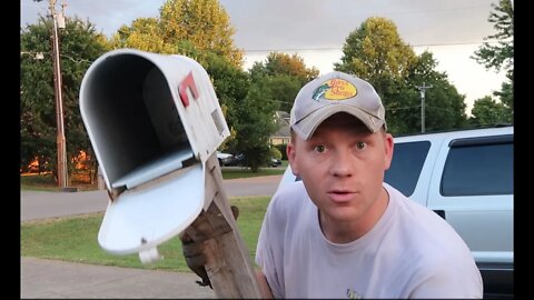 HOW TO TAKE DOWN AN OLD MAILBOX - WHO_TEE_WHO